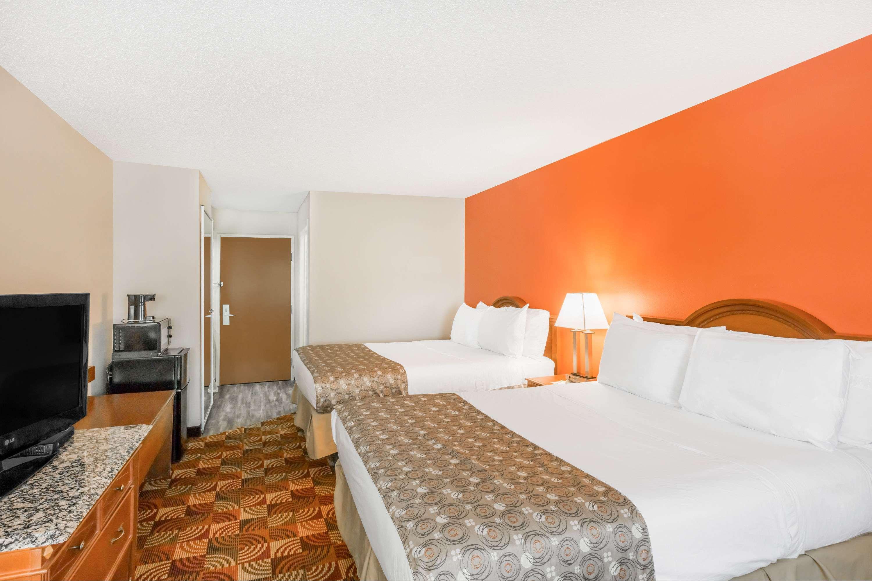 Days Inn By Wyndham Shallotte Extérieur photo